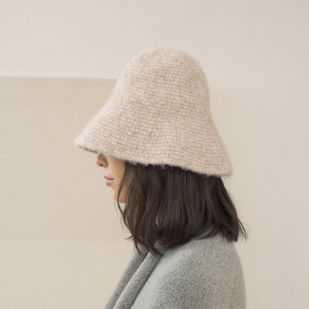 Lauren manoogian big bell hat in oatmeal